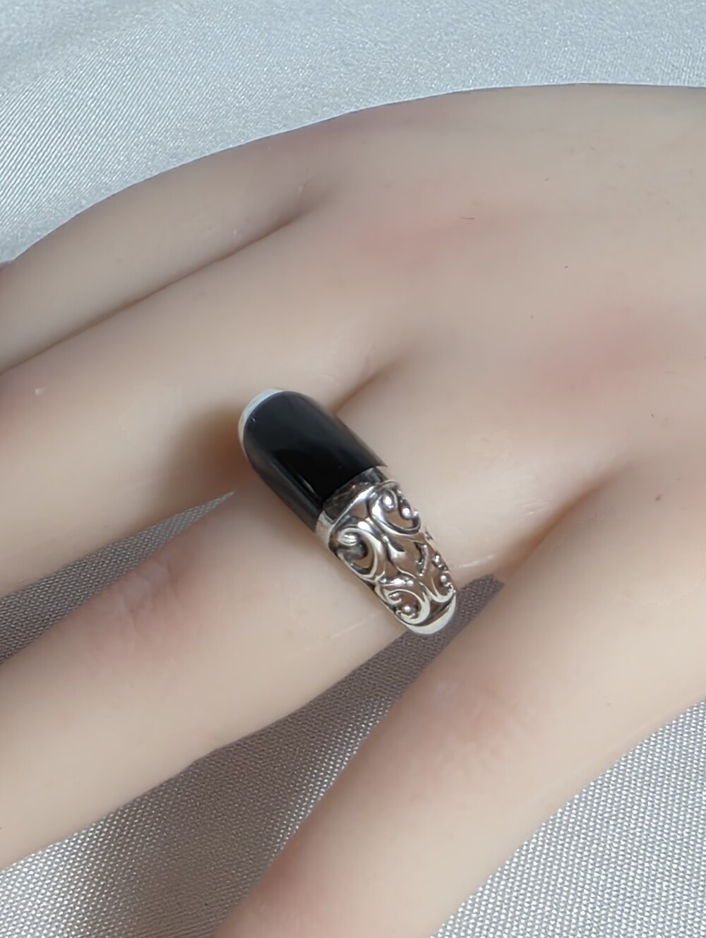 Sterling Silver Onyx Ring Size 6.75